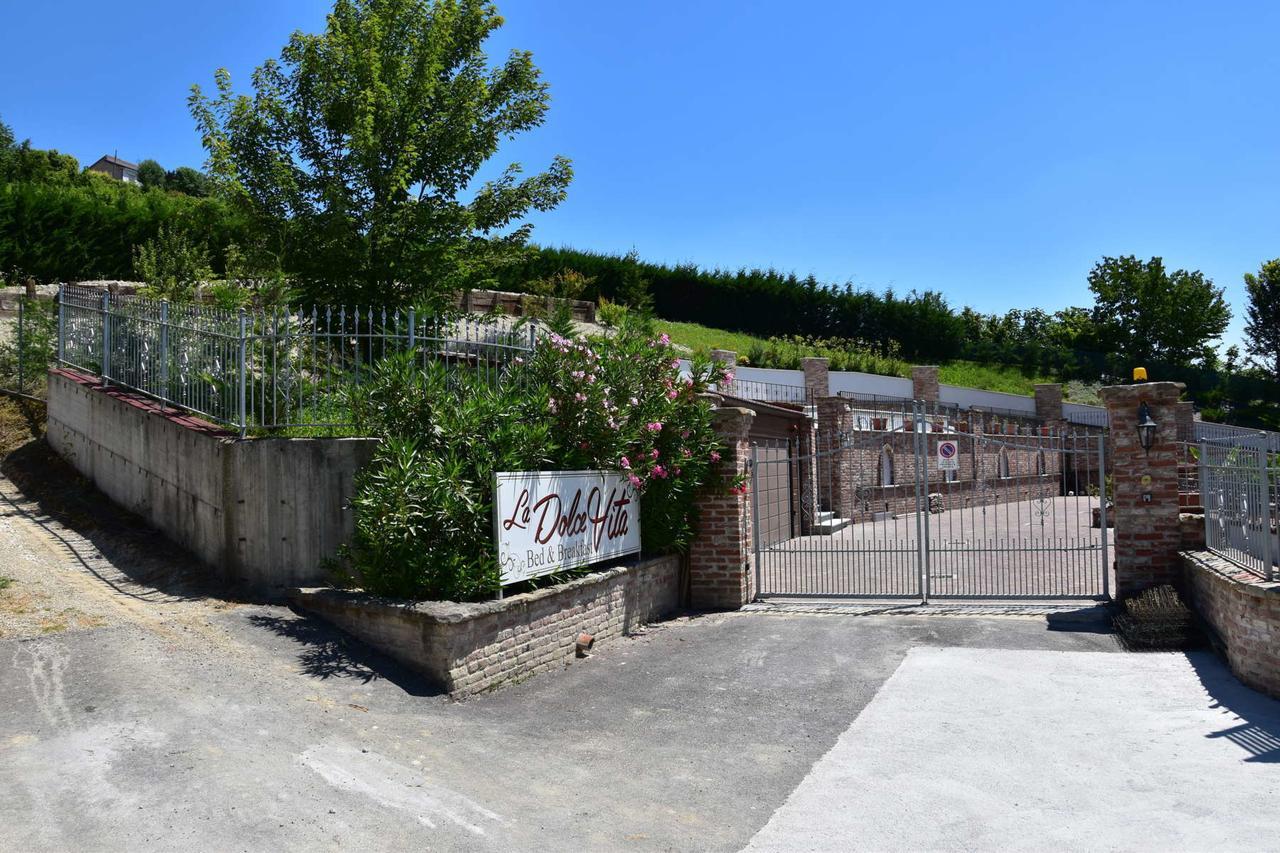 B&B La Dolce Vita Priocca 外观 照片